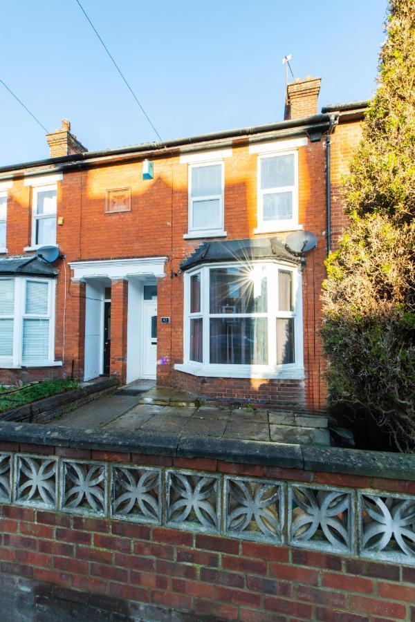Heart Of Maidstone - Premium Double Rooms With Free Wi-Fi Exterior photo