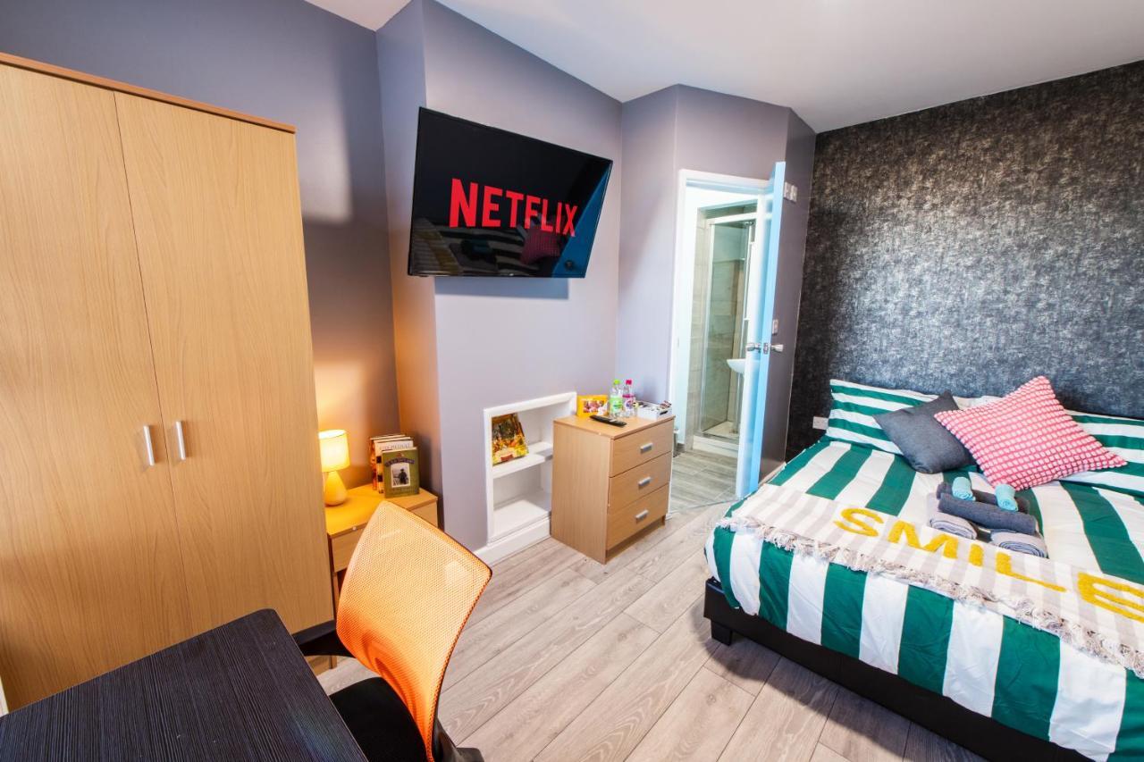 Heart Of Maidstone - Premium Double Rooms With Free Wi-Fi Exterior photo